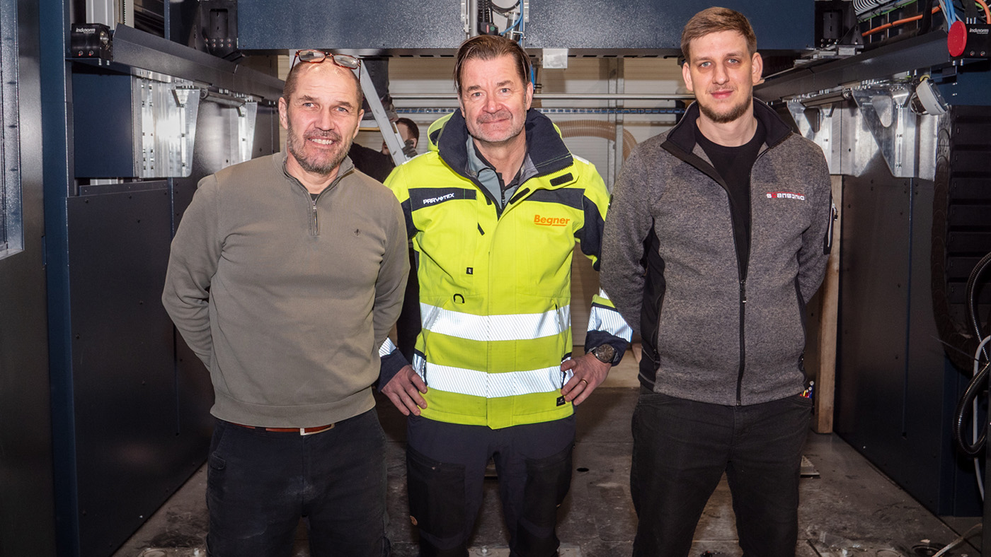 From left: Patrik Fredriksson, Begner Agenturer; Peter Ekholm, Begner Agenturer; and Remo Schoof, installer from GEFERTEC